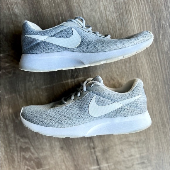 Nike Shoes - Nike Tanjun Running Sneaker